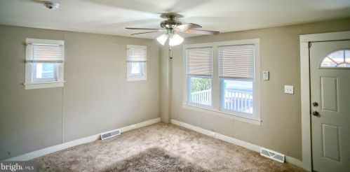 1378 Orchard St, Lancaster, PA 17601-4038