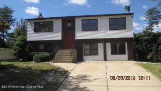 10 Aimy Ct, Matawan, NJ 07747-9668
