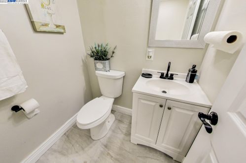 1946 6th St, Concord CA  94519-2216 exterior