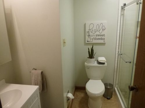 211 Pine Ct, Pittsburgh PA 15237-2634 exterior