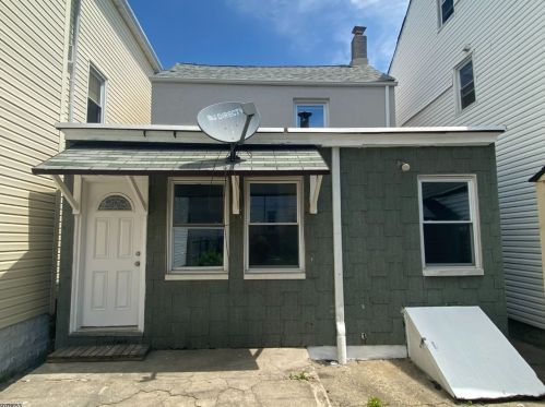 73 Paterson Ave, Paterson NJ 07522-1435 exterior