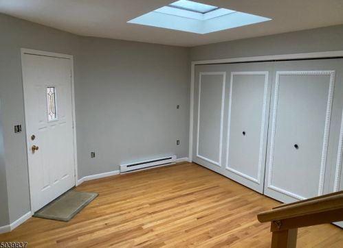 1 Old Rifle Camp Rd, West Paterson NJ  07424-3102 exterior