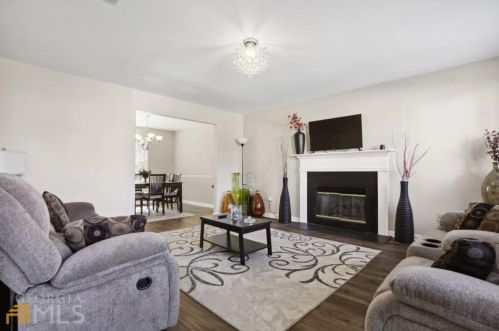 3513 Cameo Ct, Lithonia GA  30039-4844 exterior