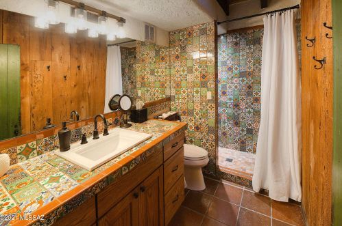 11330 Tanque Verde Rd, Tucson AZ  85749-8525 exterior