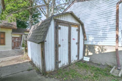 1028 Ironwood, Mishawaka IN 46544-4406 exterior