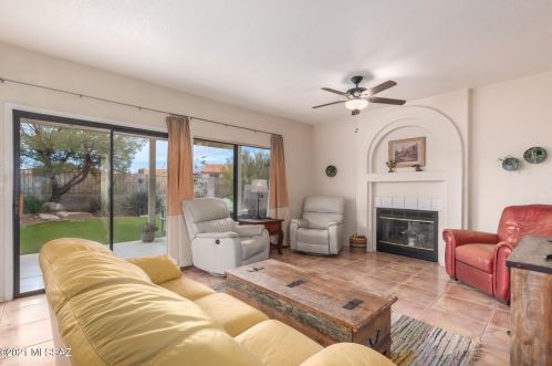 1080 Eagle Lndg Pl, Tucson AZ 85737-9230 exterior