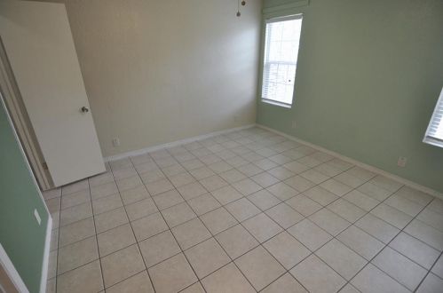 1909 Esplanade Cir, Austin TX  78727-4408 exterior