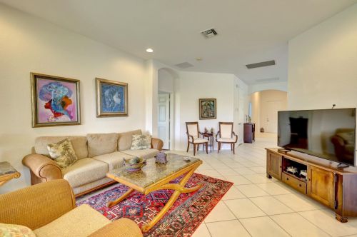 1839 Jamesport Dr, Fort Pierce FL 34953-4599 exterior