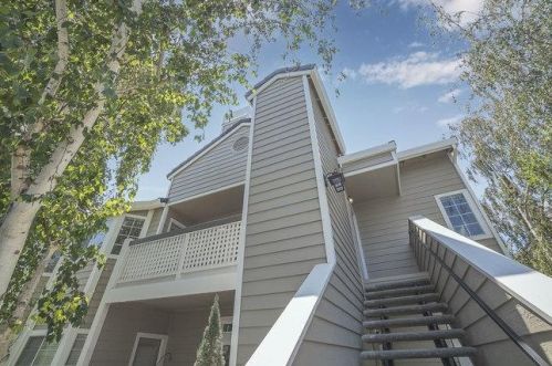 954 Owens Lake Dr, San Jose, CA 95123-2455