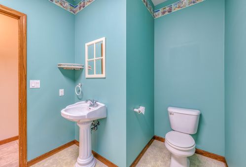 27526 Rolling Pines Ct, Lawton MI 49065-8601 exterior