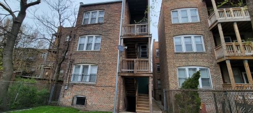 7414 Chappel Ave, Chicago IL 60649-3620 exterior