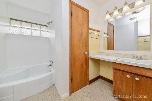 15030 Irving Ave, Dolton IL 60419-2635 exterior