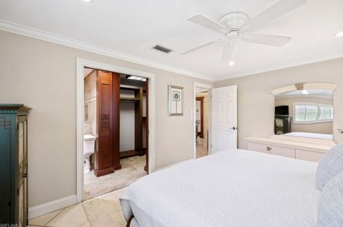 777 Binnacle Dr, Naples FL 34103-2725 exterior