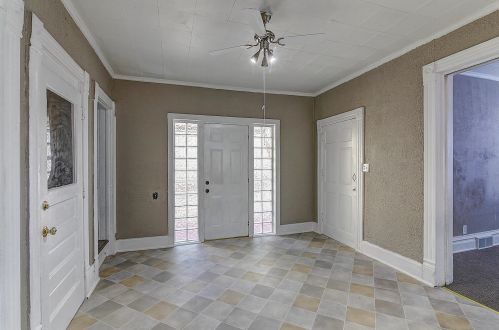 1713 23 St, Milwaukee WI 53204-3010 exterior