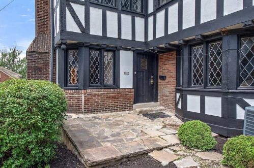 6227 5th Ave, Pittsburgh, PA 15232-2902