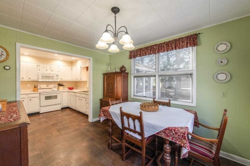 107 Bedell Rd, Poughkeepsie NY 12603-1041 exterior