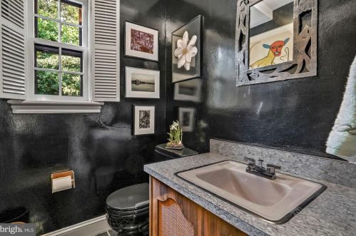 2852 Albemarle St, Washington DC 20008-2134 exterior