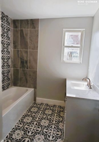 8 Indiana Ave, Grand Rapids MI 49504-6258 exterior