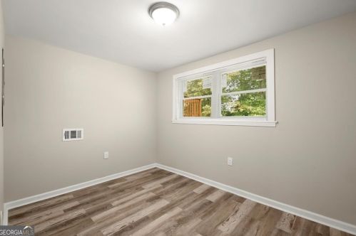 3949 Adamsville Dr, Atlanta GA  30331-3823 exterior