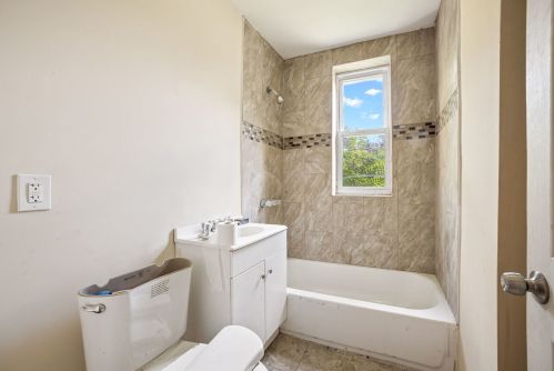 132 113 St, Chicago IL 60655-1431 exterior