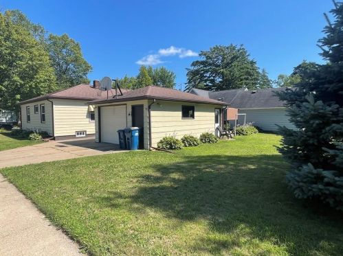 638 Nunn Ave, Canton, WI 54868-1555