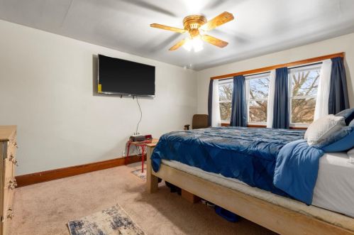 1332 Capitol Dr, Milwaukee WI  53211-1812 exterior