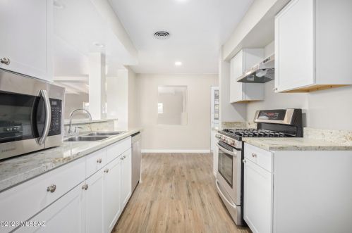 6202 28th St, Tucson AZ  85711-6808 exterior