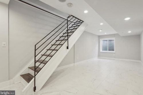 2624 Collins St, Philadelphia PA 19134-3709 exterior