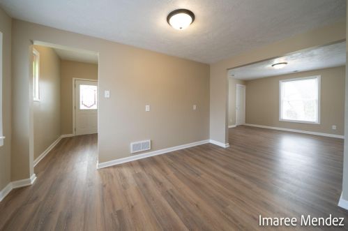 222 Leonard St, Belding MI  48809-1234 exterior