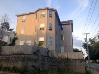 7 Cold Spring Pl, Woonsocket, RI 02895-1804