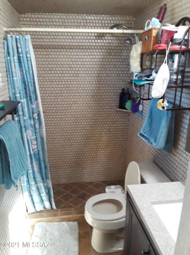 8854 Appomattox St, Tucson AZ 85710-2925 exterior