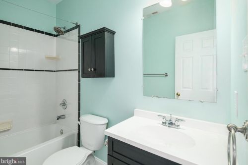 1910 Federal St, Philadelphia PA 19146-2917 exterior