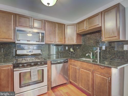 7833 Martha Washington St, Alexandria VA  22309-1346 exterior