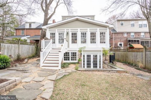 3240 Livingston St, Washington DC 20015-1756 exterior