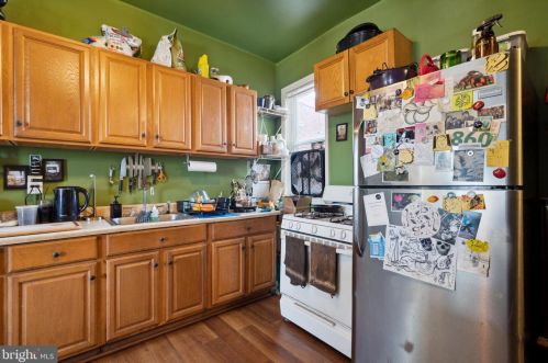 1908 19 St, Philadelphia PA 19145-2812 exterior