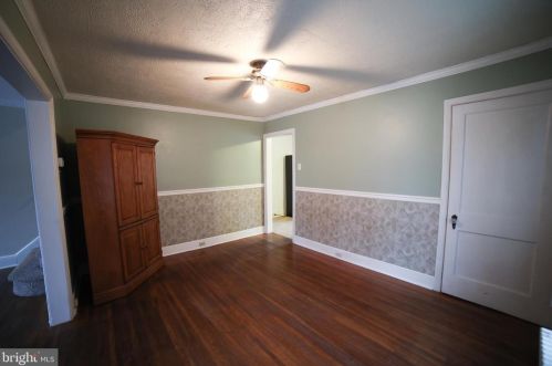 1180 Maple Ave, Lancaster PA 17603-4848 exterior