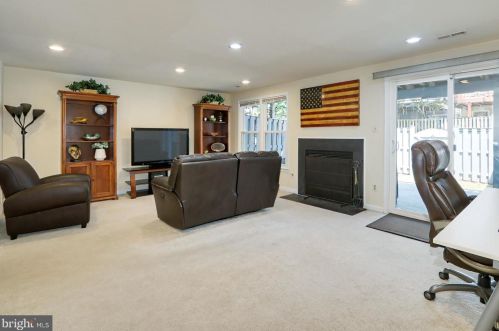 5324 Buxton Ct, Alexandria VA 22315-4761 exterior