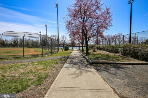 2905 Carlton Ave, Washington DC 20018-2615 exterior