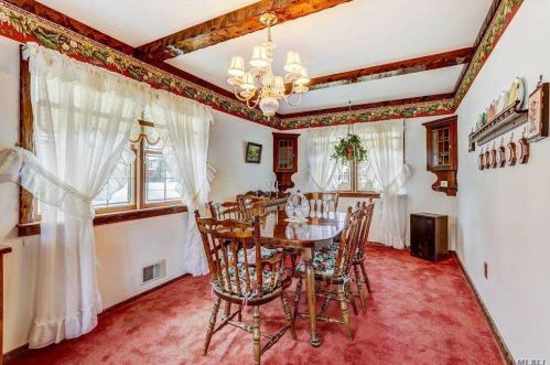 520 17 St, Babylon NY 11704-2634 exterior