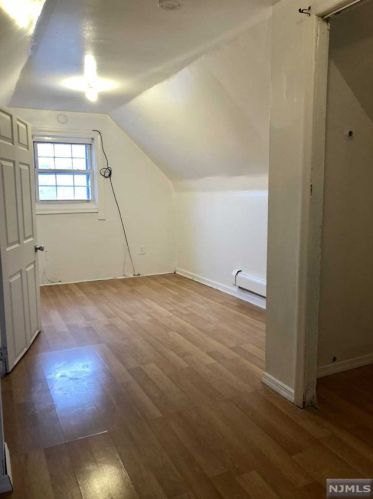 24 Maple St, Outwater NJ 07026-2908 exterior