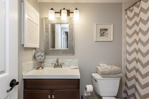 112 Bobolink Way, Naples FL 34105-2491 exterior