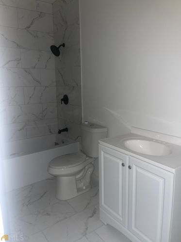 1401 Mcclelland Ave, Atlanta GA  30344-1610 exterior