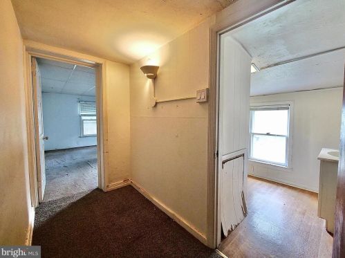 54 Upland Ave, Chester PA 19015-2427 exterior