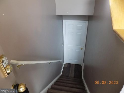 66 Prince St, Littlestown PA 17340-1323 exterior