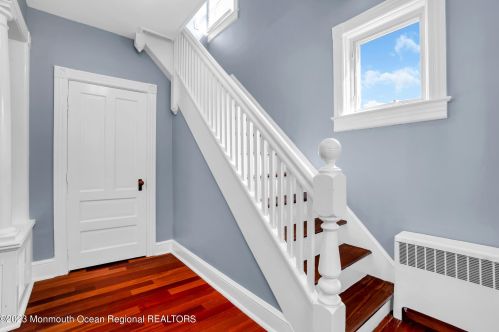 308 Monmouth Rd, West Long Branch NJ 07764-1028 exterior