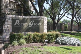 5200 Lamar Blvd, Austin TX  78751-1821 exterior