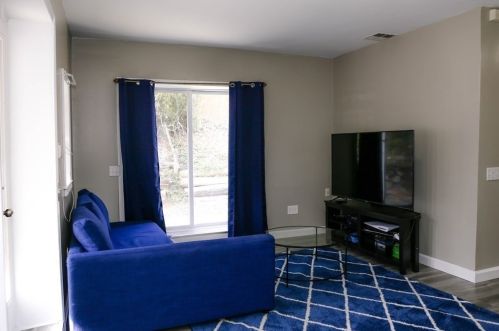 135 Highland St, Taunton MA 02780-4730 exterior