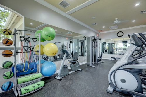 2544 Marshfield Ct, Fort Pierce FL 34953-4369 exterior