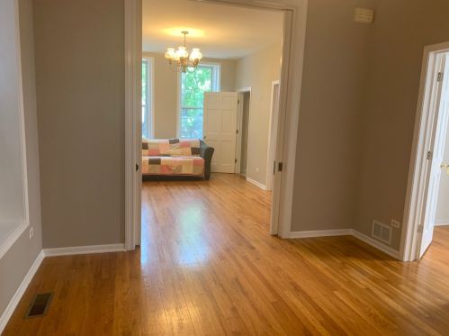 837 Winchester Ave, Chicago IL  60622-4936 exterior