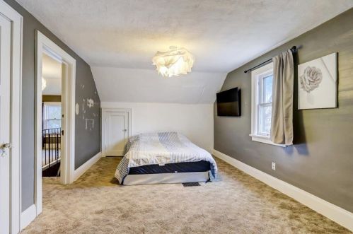 5946 40th St, Milwaukee WI  53209-3923 exterior